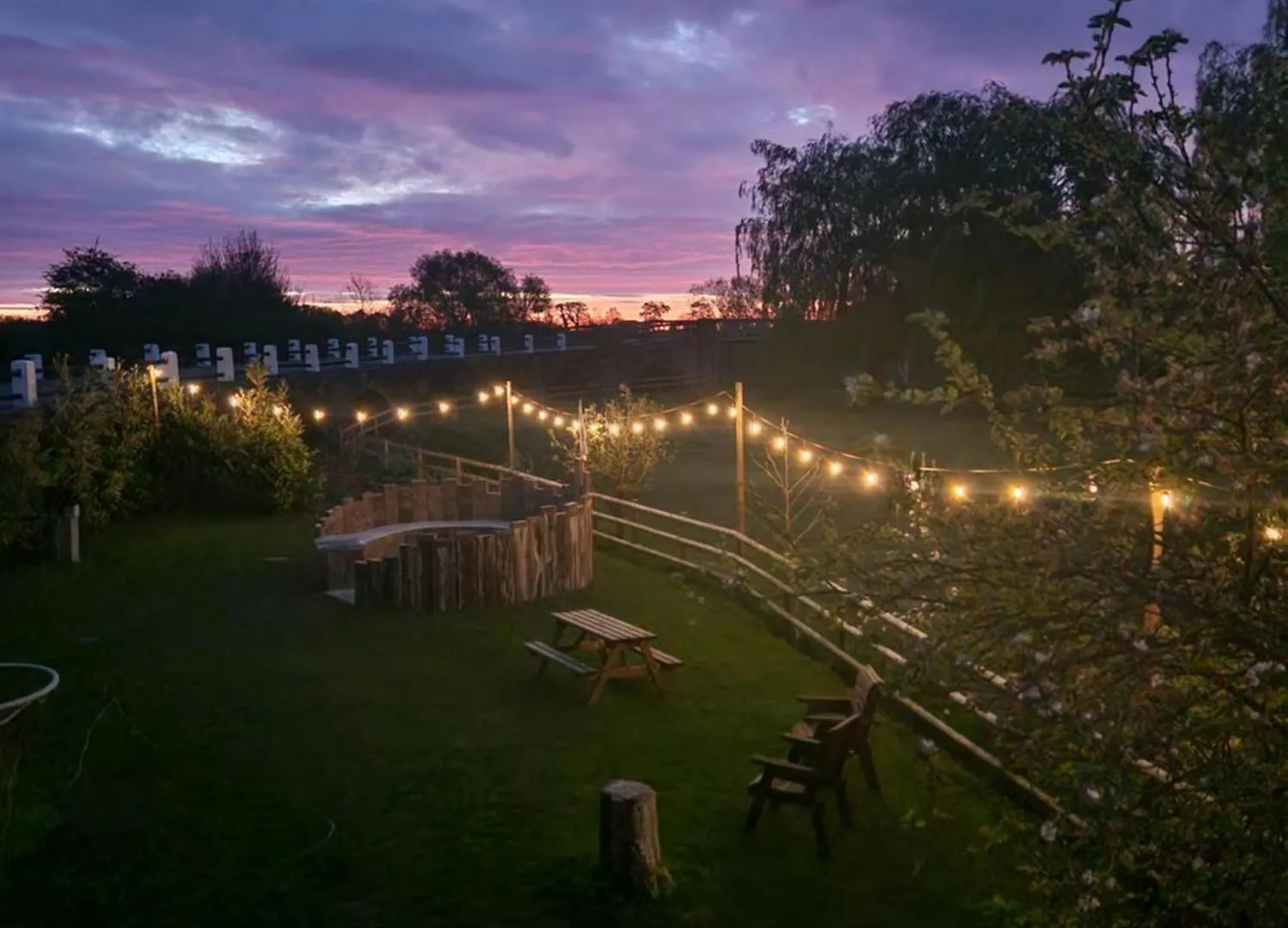 Aldwark Bridge Glamping - Lunar Tent